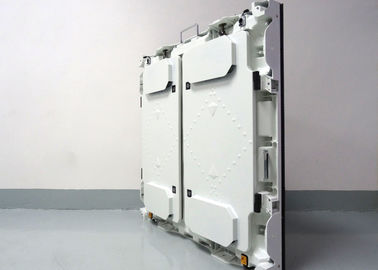 Layar P8 Outdoor Full Color LED Display Dengan Kabinet Aluminium Putih