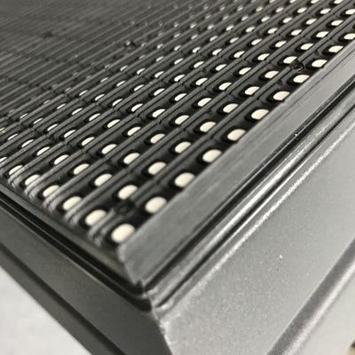 Iklan Luar Ruangan Layar LED Berwarna Penuh Kecerahan Tinggi 2,5mm Pixel Pitch