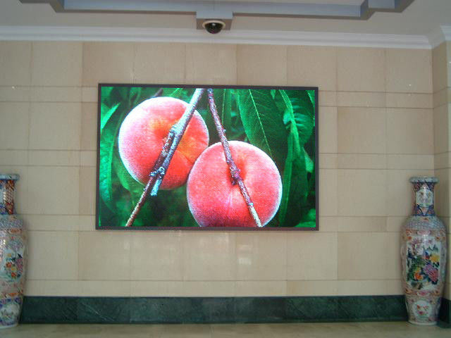 P5 Indoor Full Color Dinding Video LED Modul 320 * 160mm VGA Kontras Tinggi