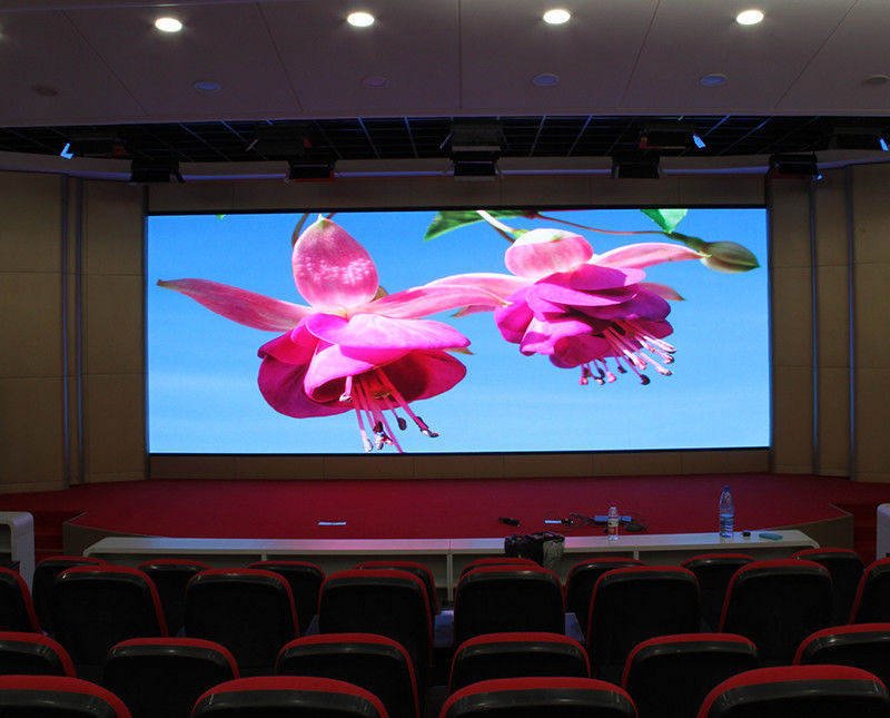 Layar Tampilan Dinding Video P4 Led 256 * 128 Ukuran Modul 3840Hz Refresh Rate