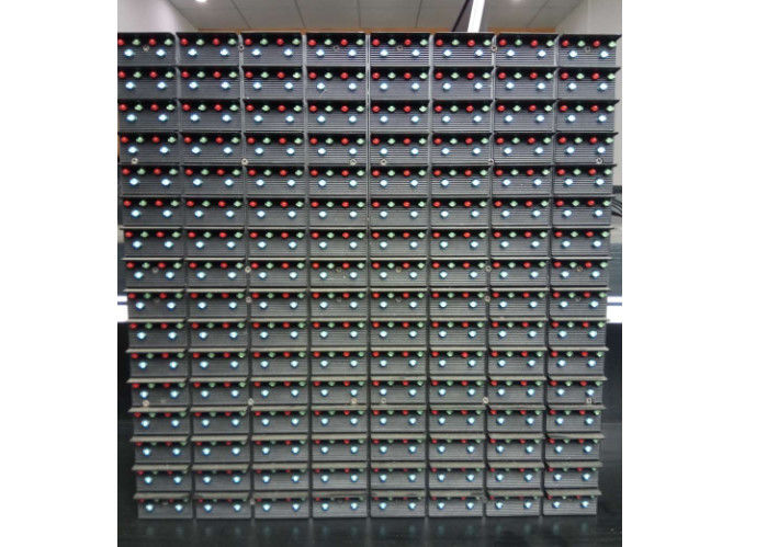 P16 DIP Modul Layar Penuh Warna LED 256 * 256mm Ukuran Modul Efisiensi Tinggi